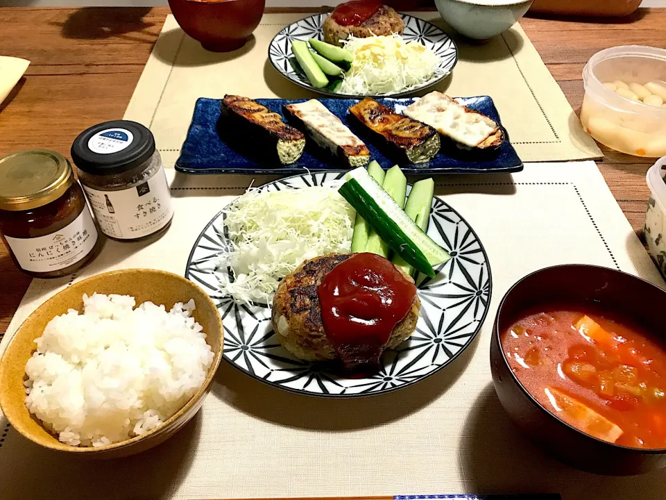 本日のおうちごはん💐

#ハンバーグ #ナスの味噌焼き  #ミネストローネ|mami☺︎さん