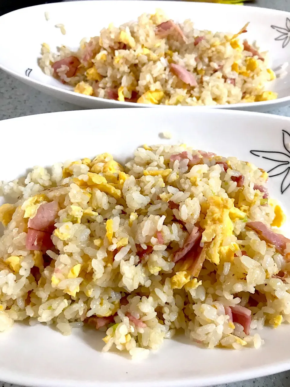 ベーコンにんにく炒飯|ろぴさん