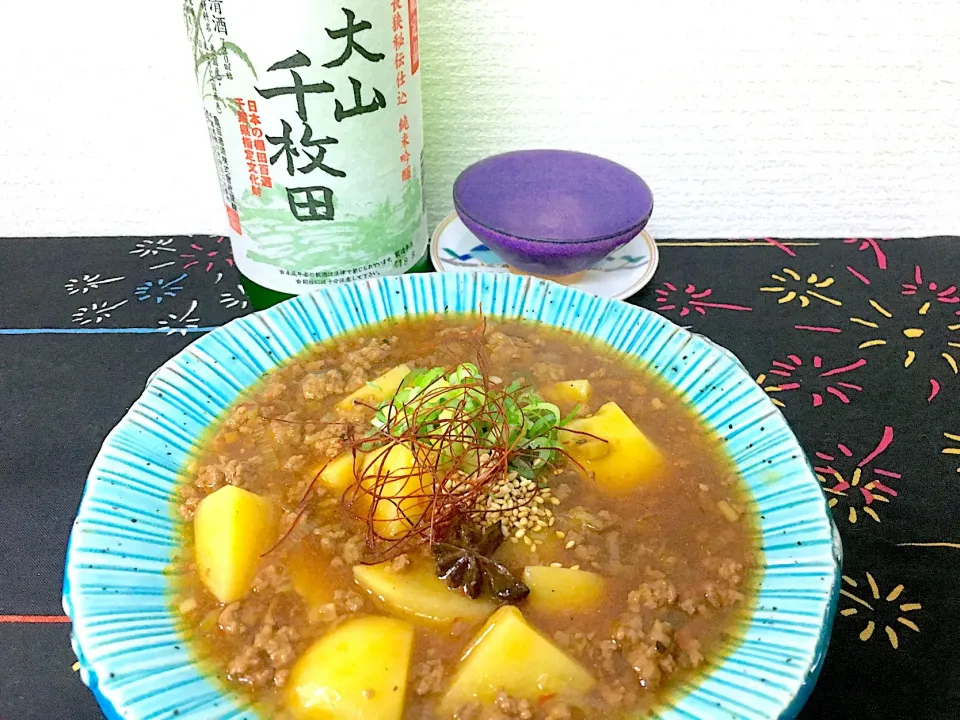 Snapdishの料理写真:麻婆ポテト
大山千枚田 長狭秘伝仕込み 純米吟醸（千葉）|藤井裕之三号店さん