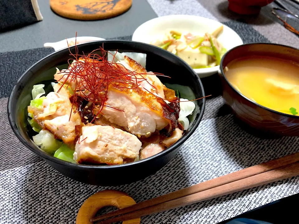 鶏肉の照り焼き丼|なつめし🐈さん