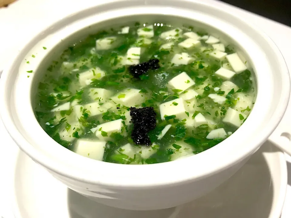 Tofu, truffles and Chinese kale soup|Sky Blueさん