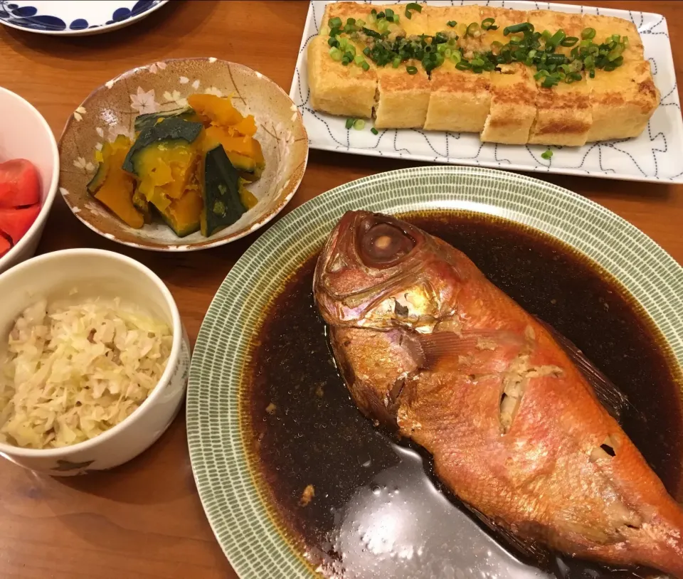 Snapdishの料理写真:18/09/17 夕飯♪ 金目鯛姿煮 栃尾の油揚げ かぼちゃ煮付|ikukoさん