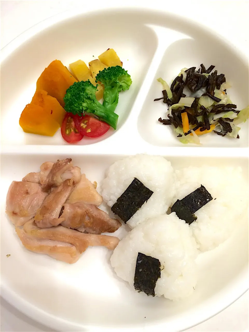 Snapdishの料理写真:1歳1ヶ月離乳食
9/17夕飯|airi-nさん