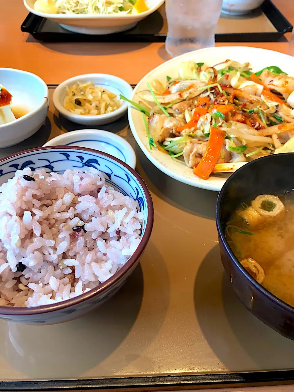 やよい軒
野菜炒め定食|しのてらさん