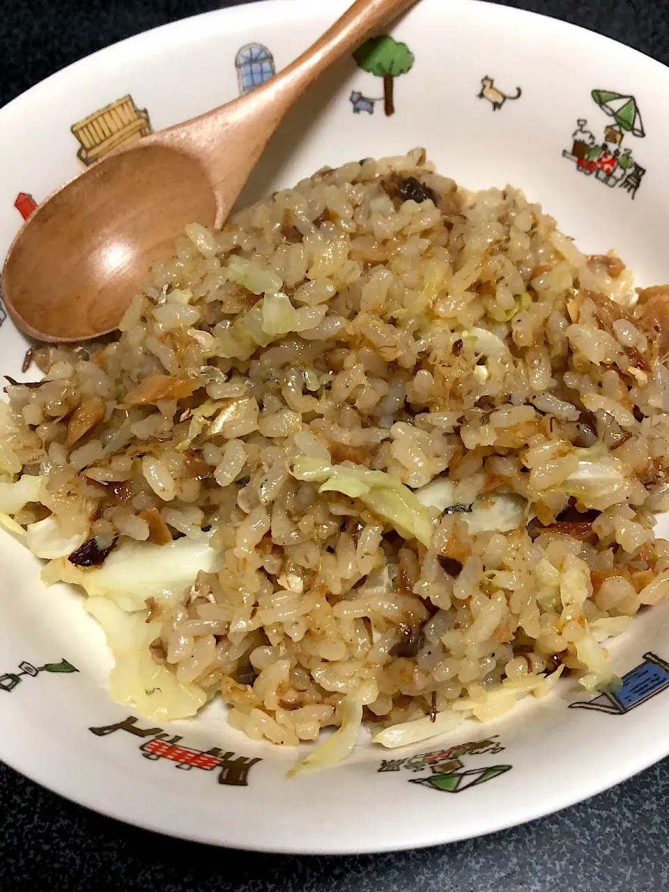 Snapdishの料理写真:鯖の味噌煮缶チャーハン|むぎさん