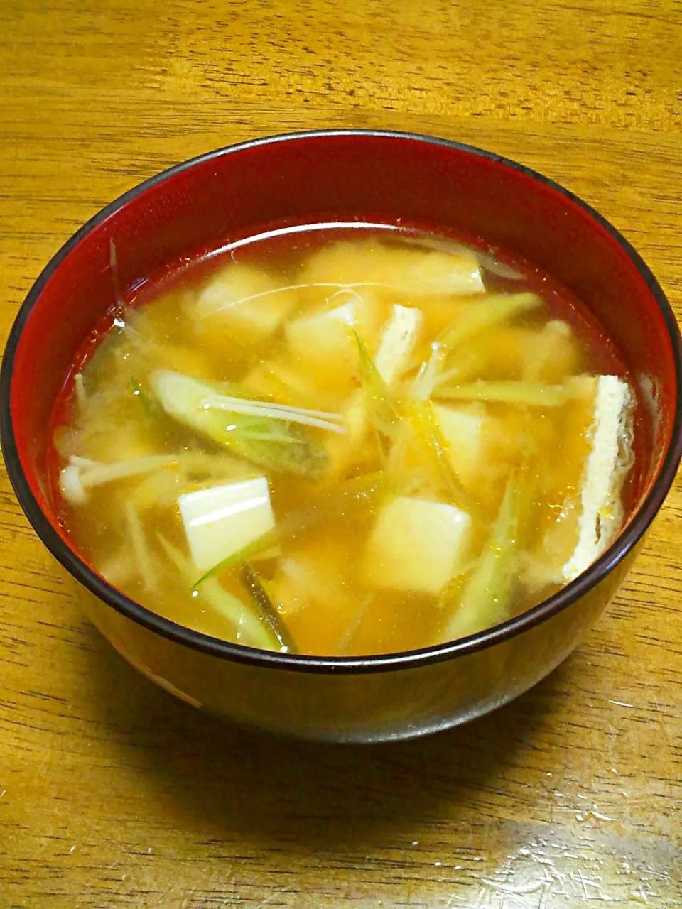 茗荷と豆腐と油揚げのお味噌汁|すーさん