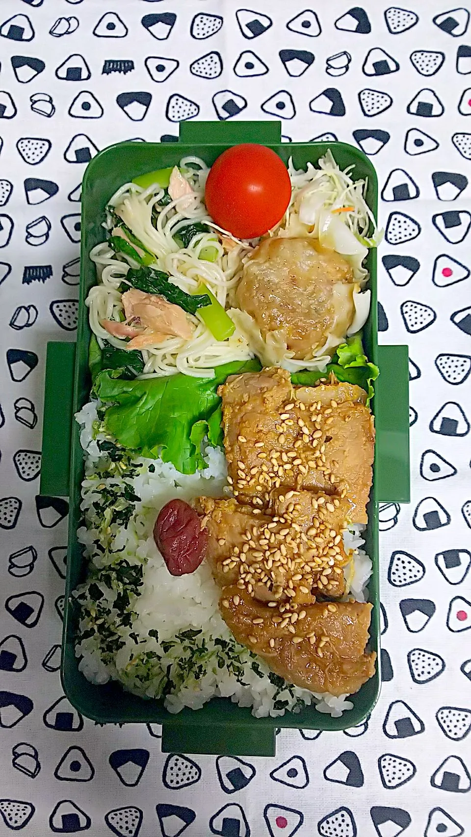 夫お弁当❗️ #味噌焼き #そーみんちゃんぷるー #焼売|かねしろ食堂さん