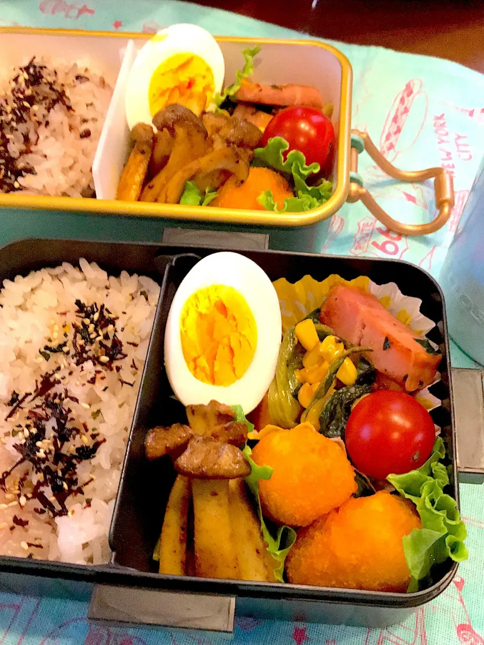 Snapdishの料理写真:2018.9.19  JK&自分弁当～エリンギカレー炒め♪|rinrin*mama*さん