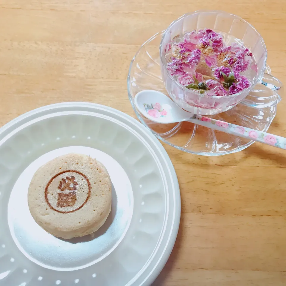 福まんじゅう     必勝
メイグイ花茶|ちゃみこさん