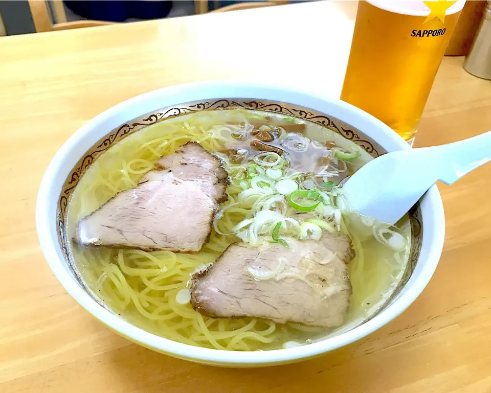 Snapdishの料理写真:函館で塩ラーメン|よっすぃさん