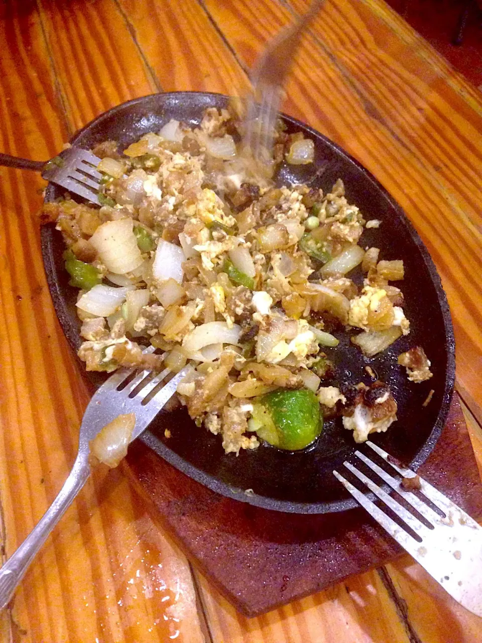 #sisig@philippines|Edelson B. Malingiさん