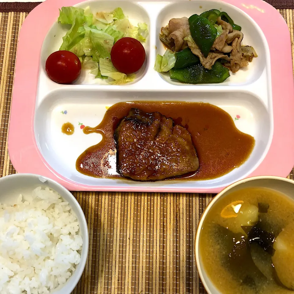 Snapdishの料理写真:ブリ照り♡♡2018/09/19|ちび太さん