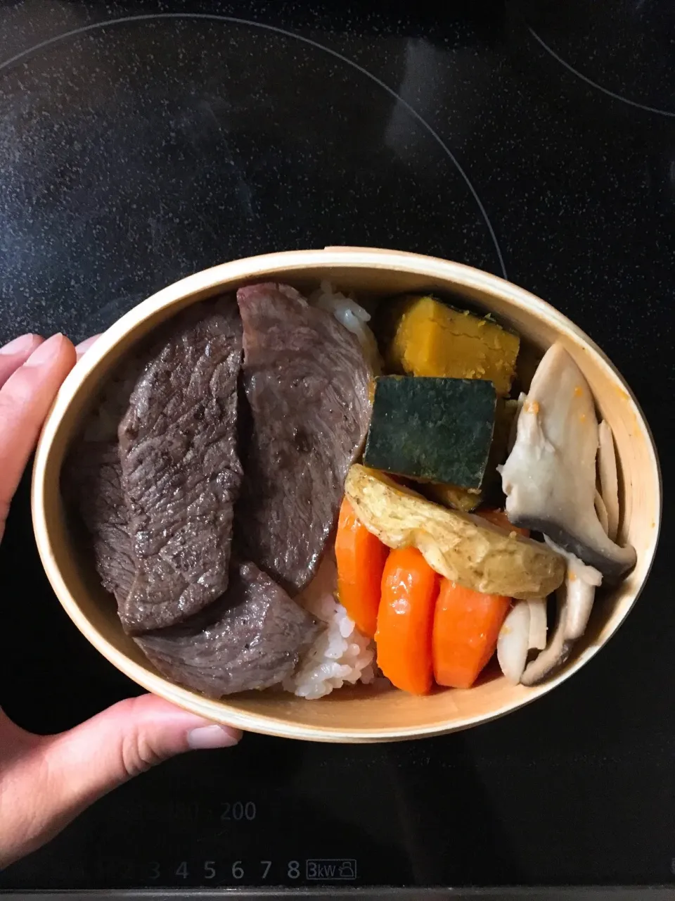 焼肉弁当|ゆちのすけさん