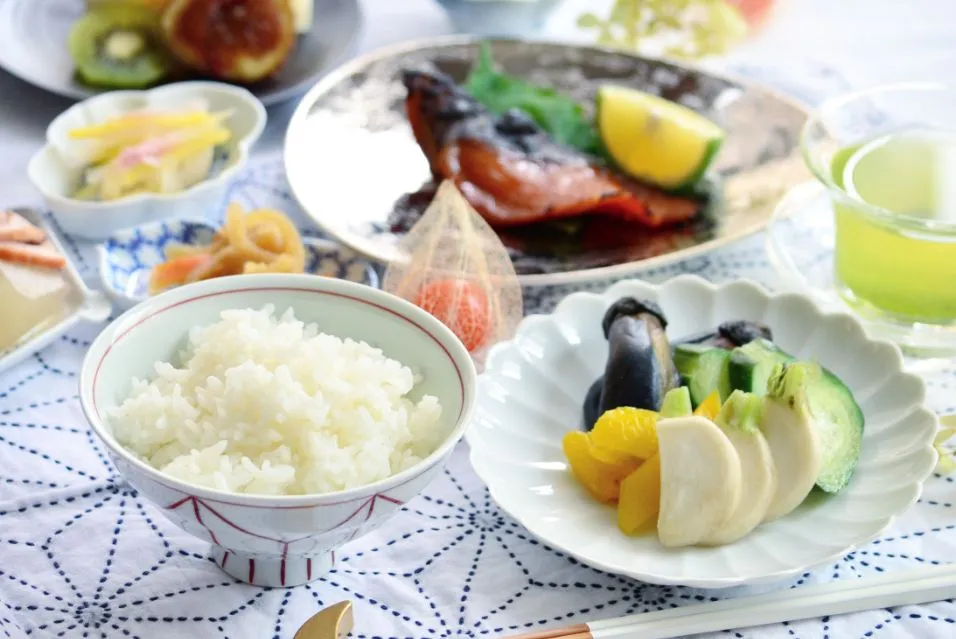 うちの長年のご飯の友 糠漬け
今日は小蕪、黄色パプリカ、茄子、キュウリ|imokuriankoさん