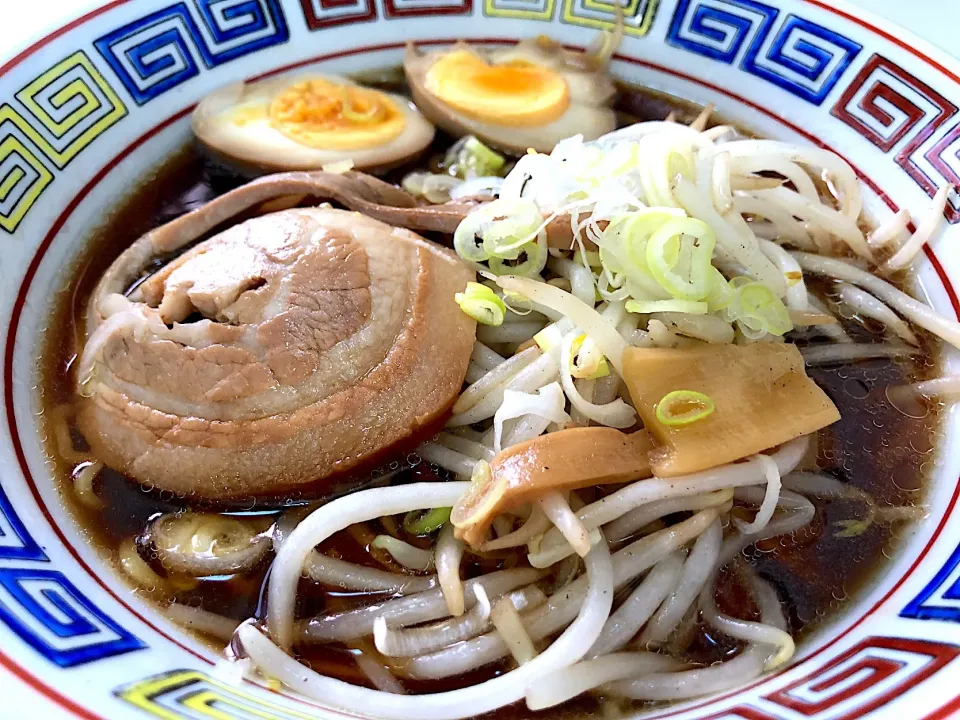 自家製チャーシューで醤油ラーメン🍜✨|NOBUちえさん