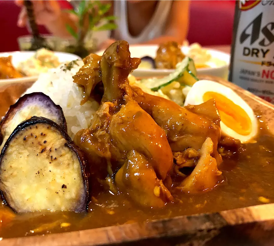 今年最後の手羽元と夏野菜のカレー🍛|ハマちゃんさん