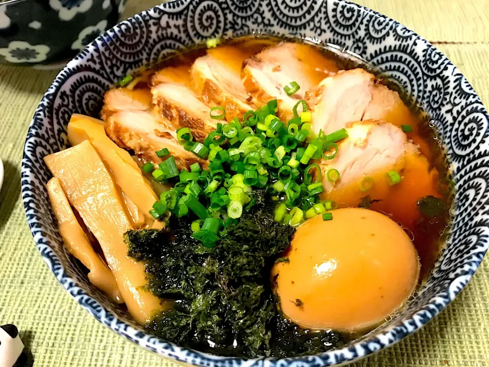 Snapdishの料理写真:自家製チャーシュー＆煮卵♪
中華そば|Hiropanさん