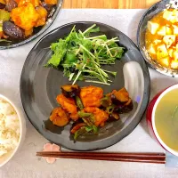 胸肉の甘酢あん、麻婆豆腐、水菜のサラダ、わかめスープ|よんぬさん