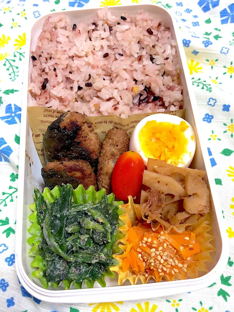 9.21☆旦那弁当
照り焼きシソハンバーグ
塩味ゆで卵
ほうれん草の胡麻和え
人参のナムル
れんこんの土佐煮|のん∞さん