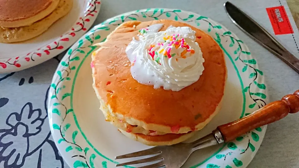 スプレーチョコ パンケーキ❤️|ちかっちさん