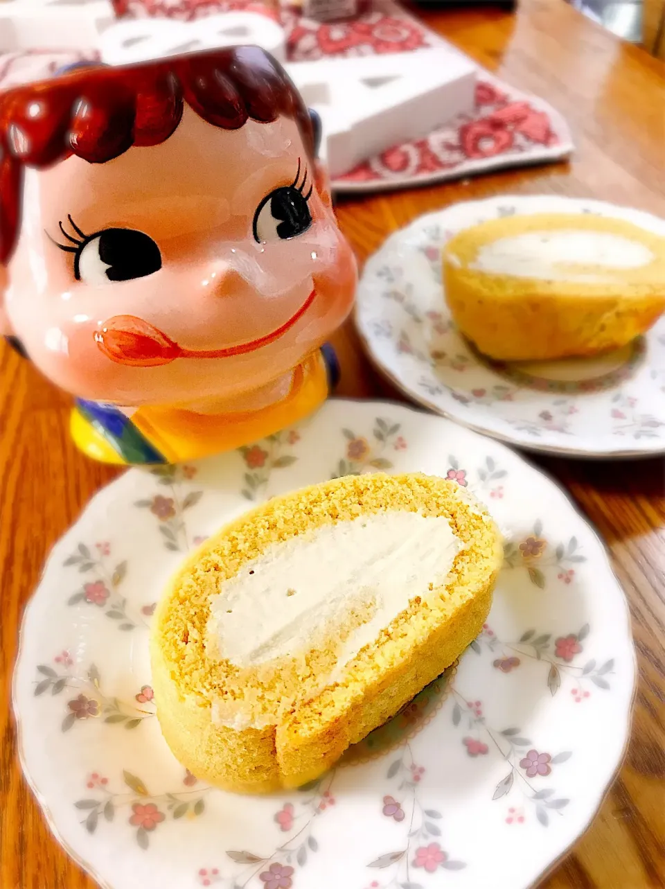 Snapdishの料理写真:小麦粉・生クリームなし♡米粉のお豆腐クリームロールケーキ。|ぽき。さん