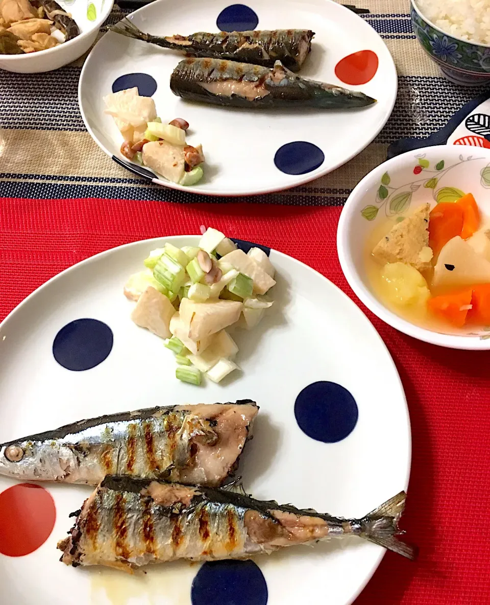 Snapdishの料理写真:秋刀魚塩焼きだいすき|ありすさん