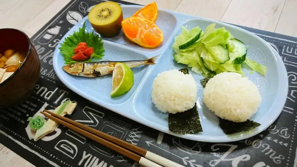 🐟ワンプレート朝ごはん🍙|みひゃるさん