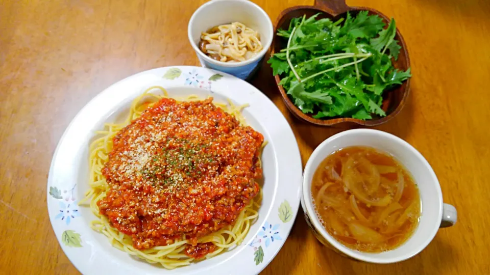 ９月２１日　ミートソースパスタ　サラダ　きのこマリネ　玉ねぎスープ|いもこ。さん