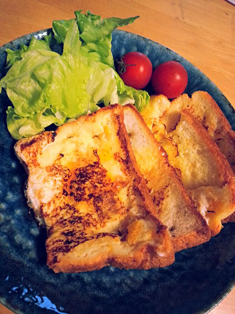 朝ごはん😋🍴🍳🍞🍌🎶|みどりさん