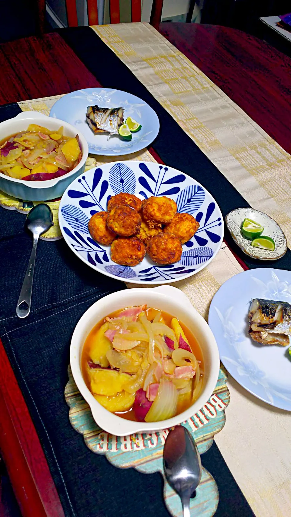 メルボさん♡の真似で🌸豆腐ナゲット 
メルボさん♡の真似で🌸さつま芋のジャーマン煮
焼きサゴシ
で今日の夕食です|福島由美子さん