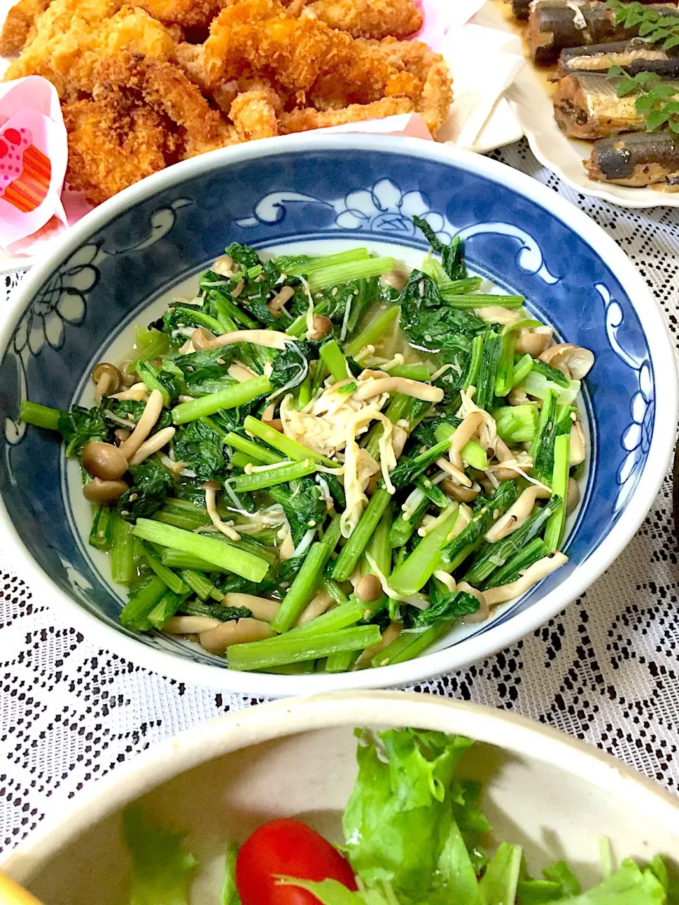 小松菜とキノコの炒め煮🍄|いちあらママさん