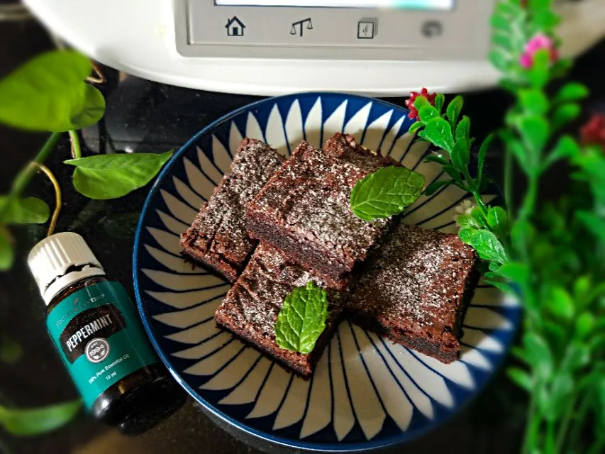 Thermomix brownies + peppermint EO|Ee Shanさん