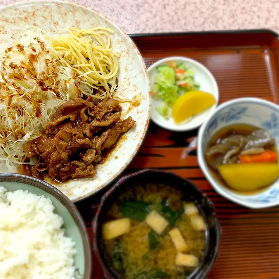 Snapdishの料理写真:焼肉定食|ブービンさん