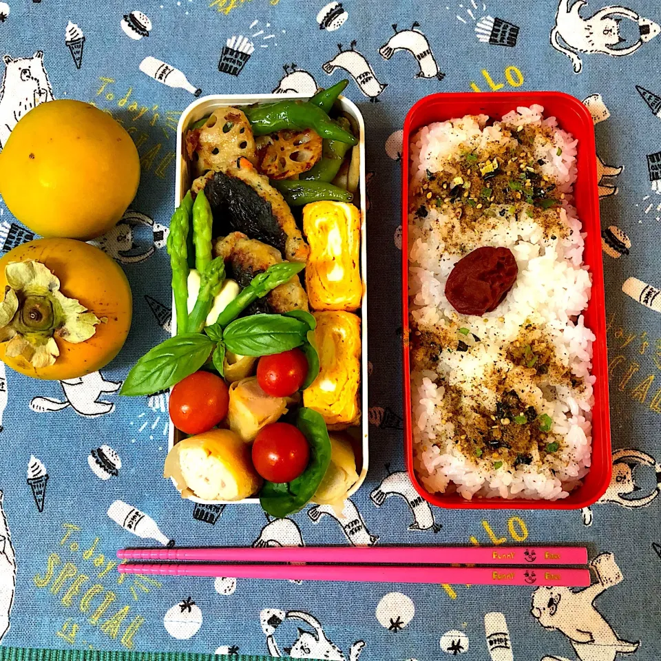 今日のお仕事お弁当🍱
甘唐辛子と蓮根の甘辛炒め😋|RU.Farmさん