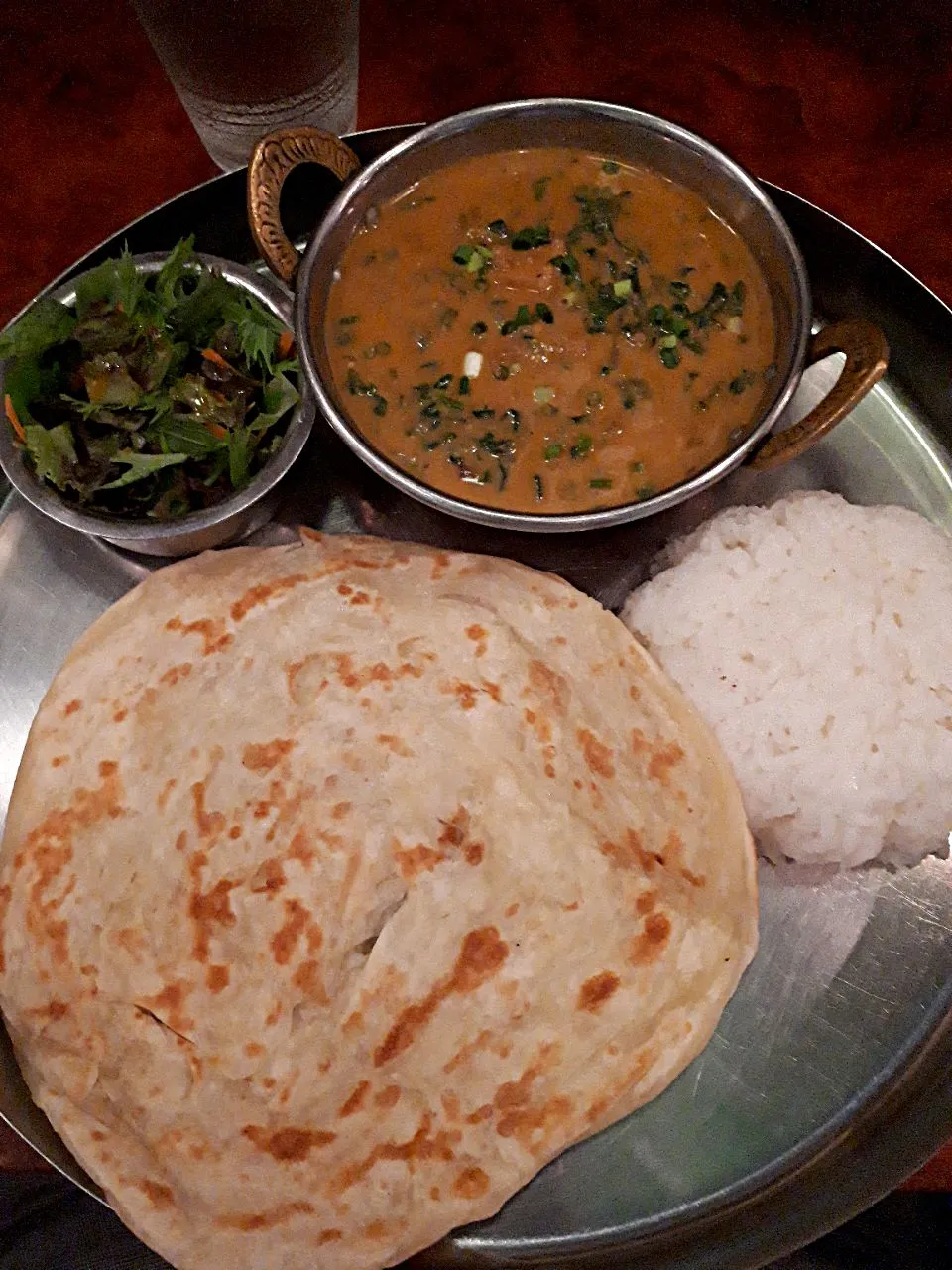 ほうれん草とチキンカレー @マドラスミールス #南インドカレー|カリー仙人さん