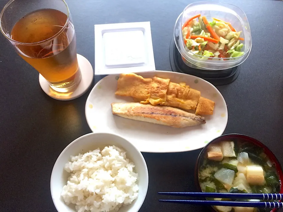 焼き鯖と卵焼きと味噌汁|Shintarou  Nishimuraさん