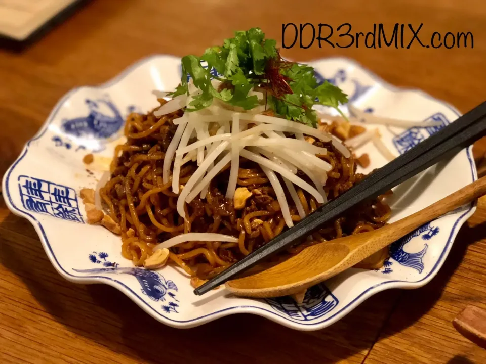 旬菜中華バルミツカン 汁なし担々麺|ddr3rdmixさん