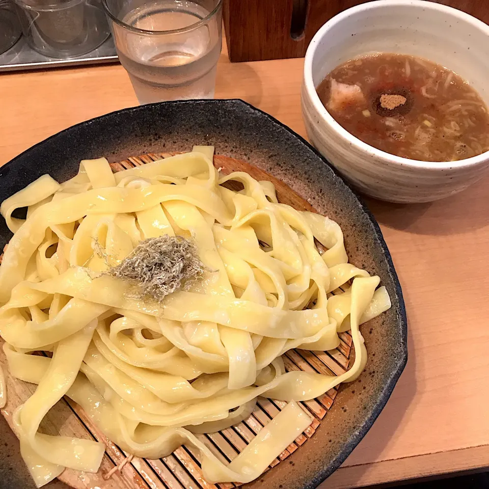 つけ麺@魚とん(神田・小川町)|塩豚骨さん