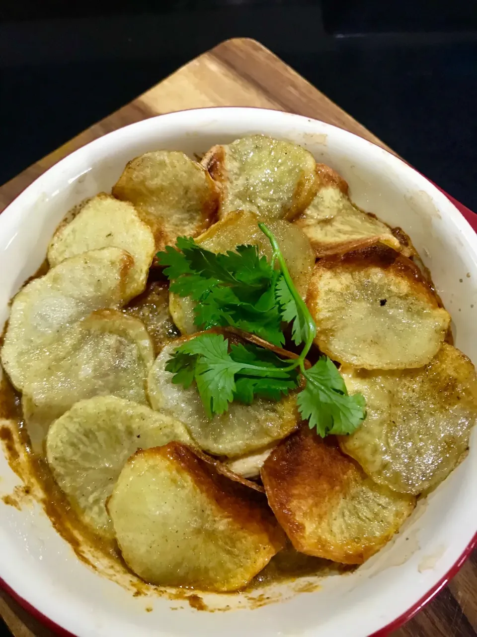 Butter Chicken Masala with Baked Potatoes|Joha Hassanさん