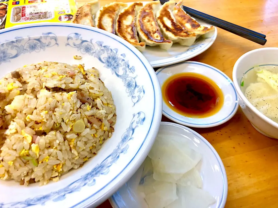 チャーハンと餃子🥟セット ぎょうざの満洲
 #チャーハンと餃子  #餃子  #ぎょうざの満洲  #定番メニュー #定番チャーハン|sakumaさん