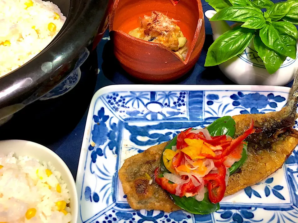 かまどさん電気で炊いた玉蜀黍飯 秋刀魚洋風南蛮 佐土原ナスゴママヨ和え 家のバジルでさわやかに|Cuisineさん