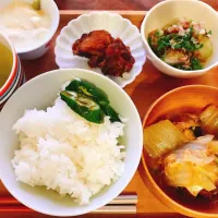 Snapdishの料理写真:鯖缶と白菜煮定食|tocoさん