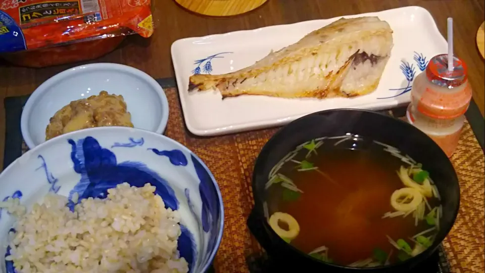 赤魚の西京漬け＆納豆＆かいわれ大根の味噌汁|まぐろさん