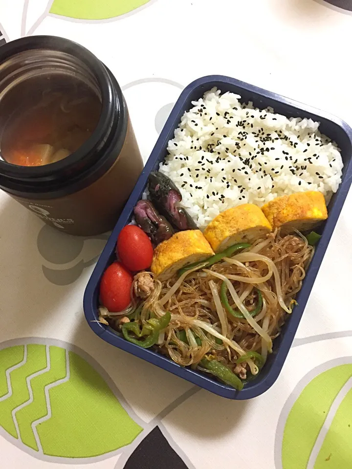 20180928兄弁当。麻婆春雨かっこニンニク無し弁当。味噌汁は豚肉の代わりにベーコンを入れた豚汁風。|hanakoさん