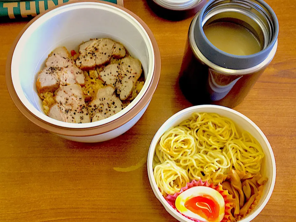 Snapdishの料理写真:2018/9/28 お弁当作り9日目
# 煮豚のせそば飯 #中華麺 #煮卵 #メンマ #つけめん #豚骨スープ #お弁当記録 #弁当レシピ  #大学院生弁当|大場 明典さん