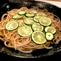 Snapdishの料理写真:冷たいカボス蕎麦|メイコさん