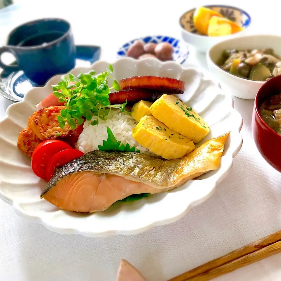 朝ごはんを食べよう♪和食いろいろワンプレートごはん🤤|あしゃぱんさん