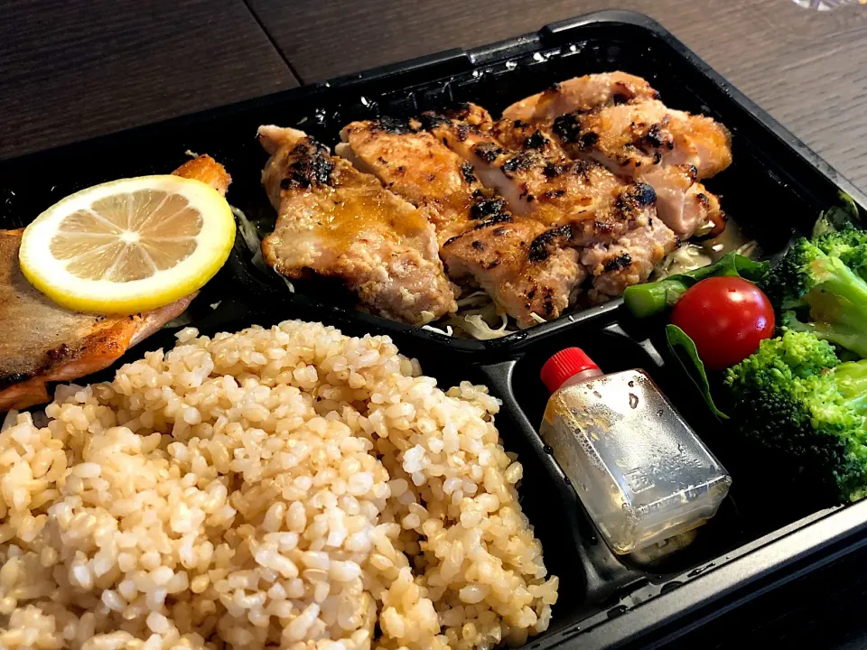 MTGなので「筋肉食堂」弁当🍱
#高タンパク低カロリー低糖質|女神さん