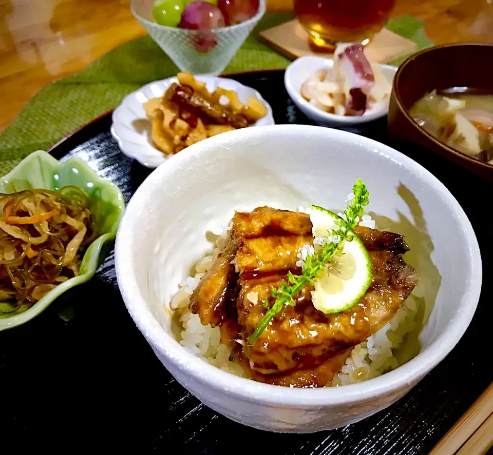 鰯の蒲焼丼|keikoさん