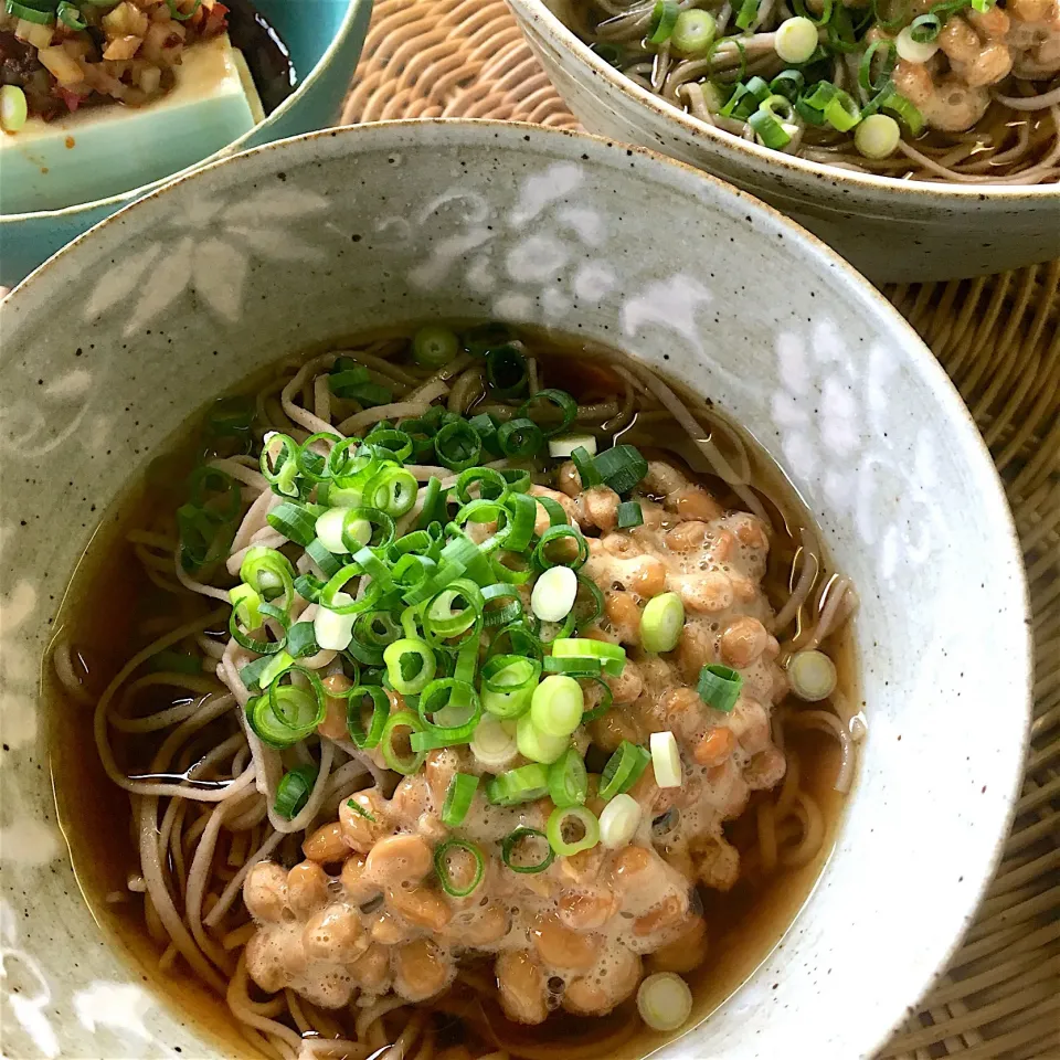 九条ねぎと納豆のお蕎麦🍜|なーまりさん